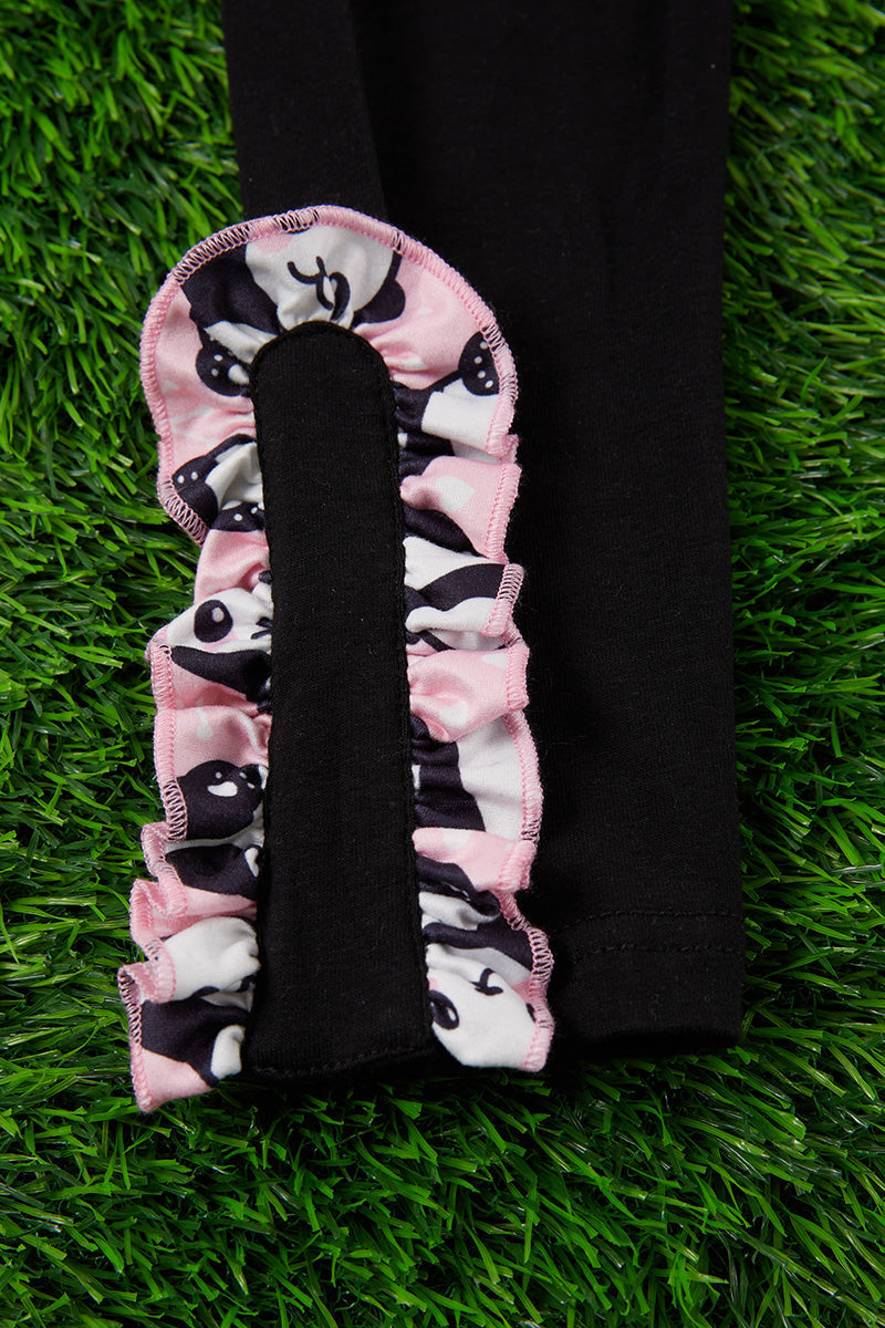 PANDA EMBROIDERED DETAIL & BLACK LEGGINGS.