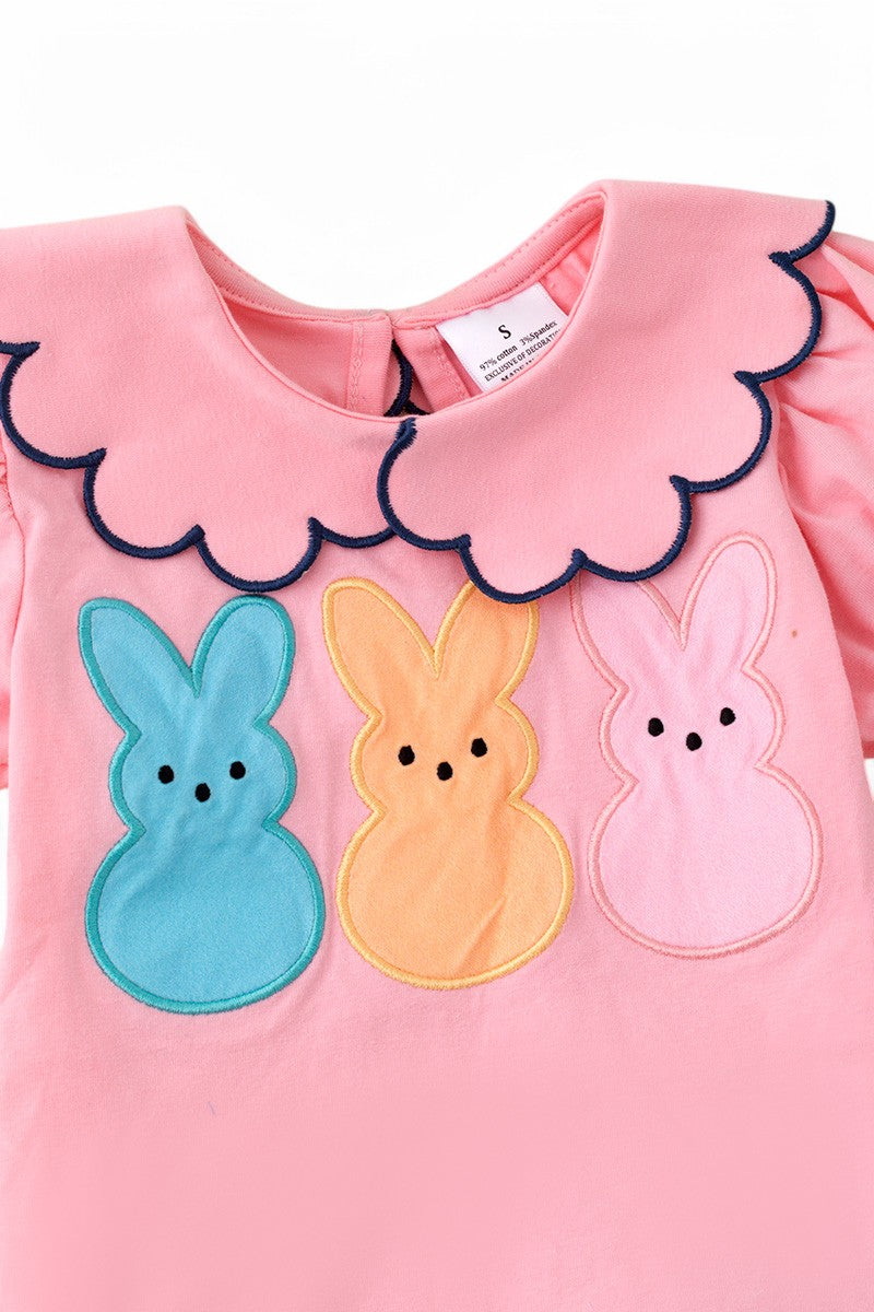Hanging with my peeps! Applique pink top & cute shorts.