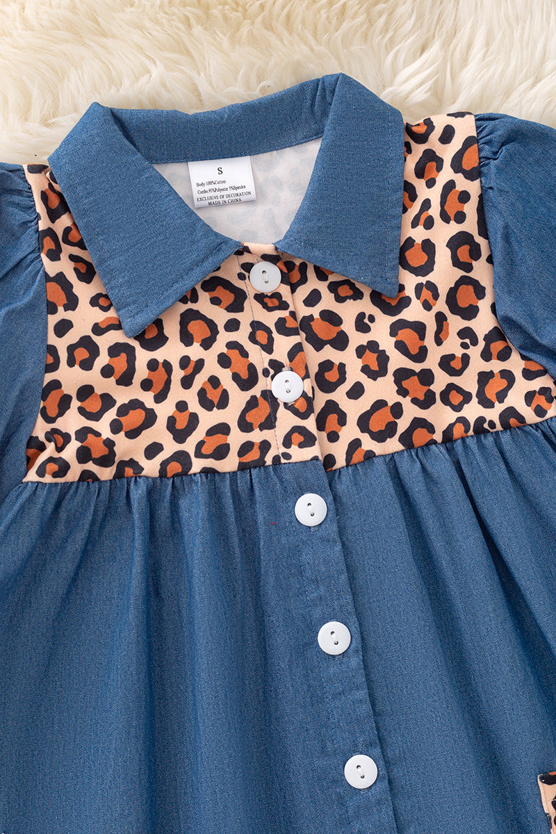 Cheetah printed button up dress.