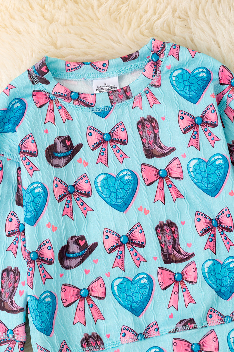 Cute western printed 2 piece set.