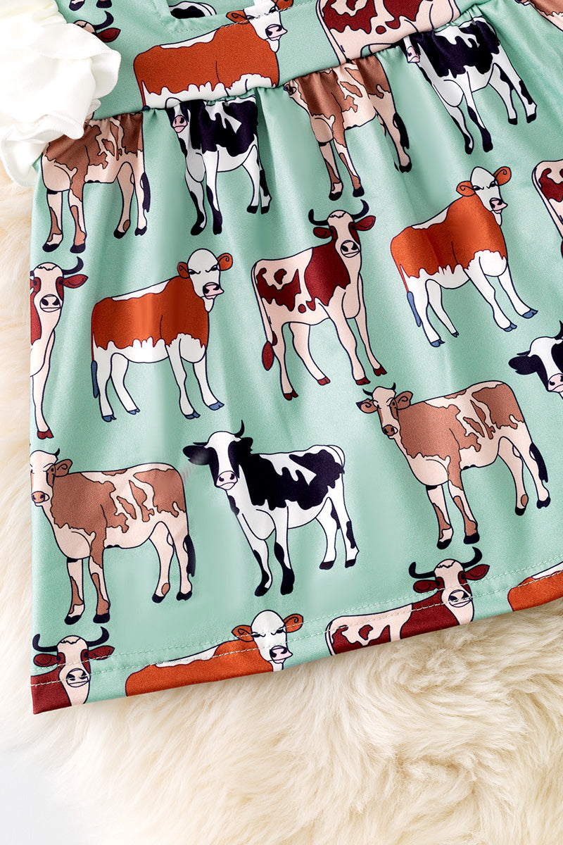 Multi-Cow printed girls tunic & bell bottoms. OFG50912