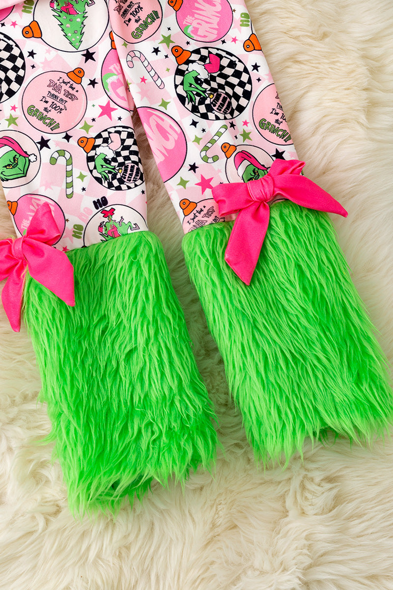 Christmas character 2 piece set on pink with green fur.