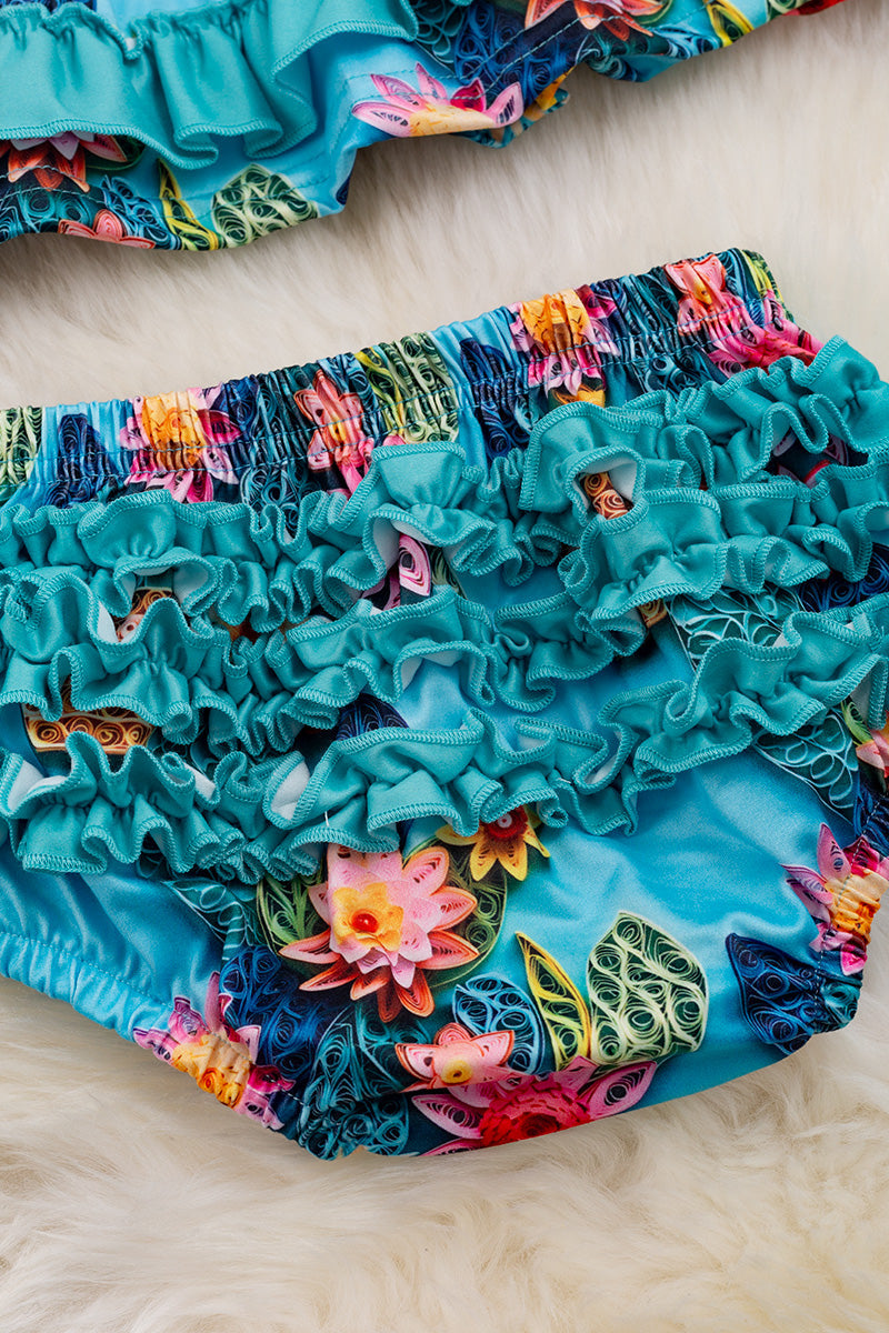 3D floral baby bloomer set.