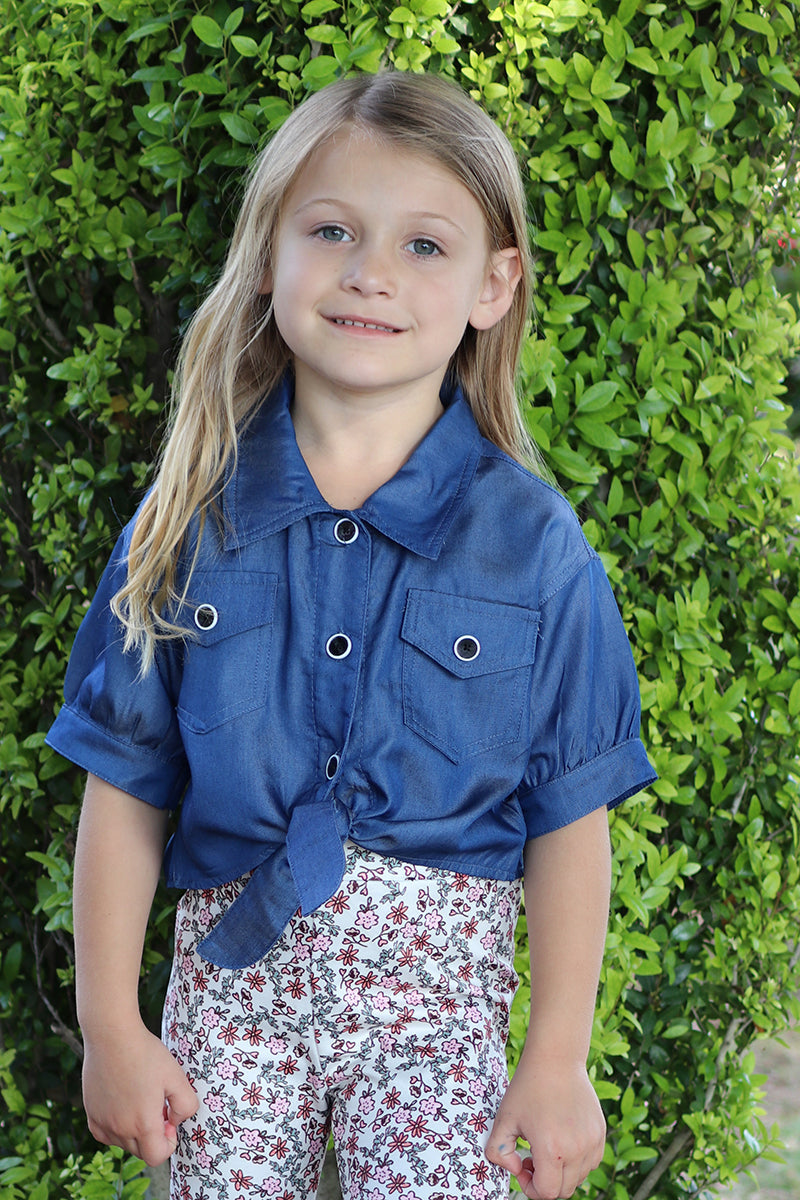 Denim top with a knot