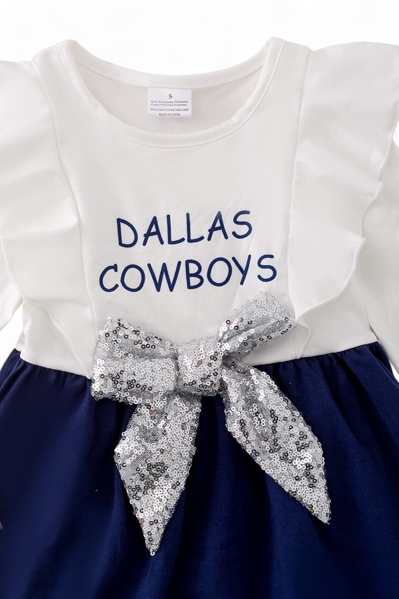 Dallas C*wboys shimmer accent front bow! Ready to Sparkle