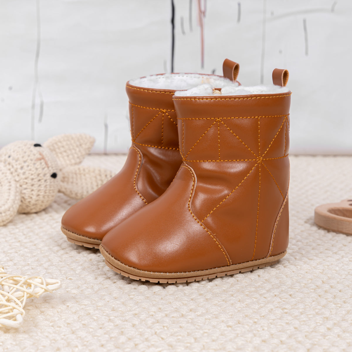 Girls pleather baby boots with sherpa inside. CG5416