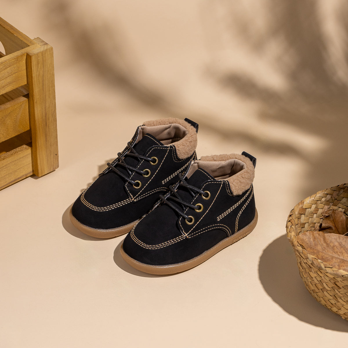 Faux suede cute unisex boots. CG5160