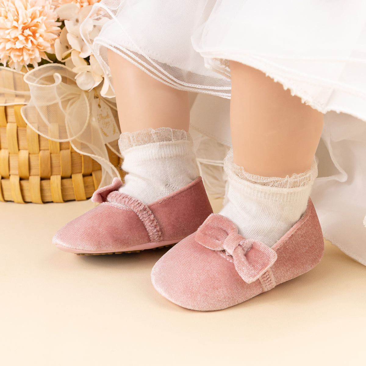 Pink side bow Cute Velvety baby shoes. CG5358