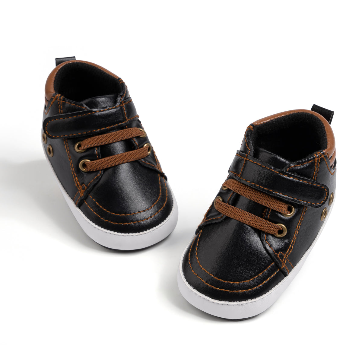 Black leather with brown tone. CG5142