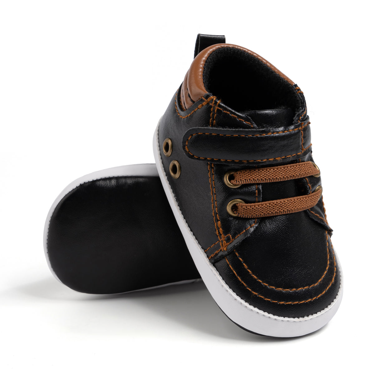 Black leather with brown tone. CG5142