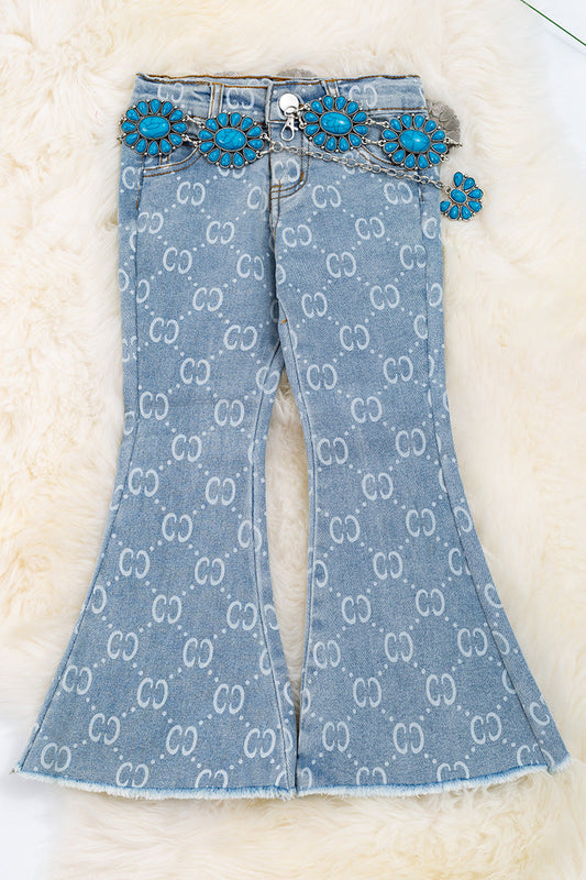 Lt.blue bootcut denim pants.