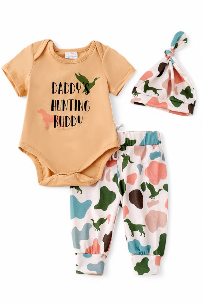 "Daddy's Hunting buddy" Baby 3 piece set.