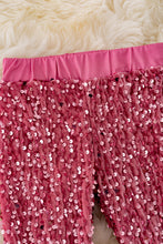 Load image into Gallery viewer, Dark cameo pants with sequins.
