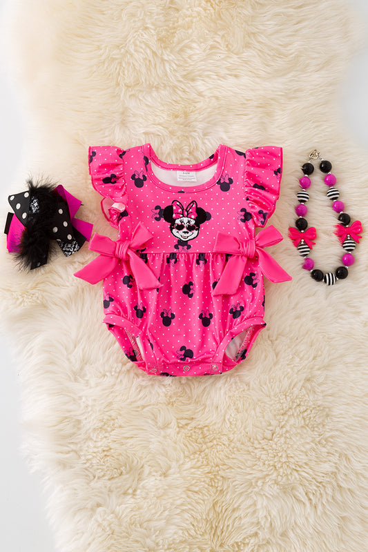 Fuschia M*nnie printed girls baby romper w/snaps. RPG50980