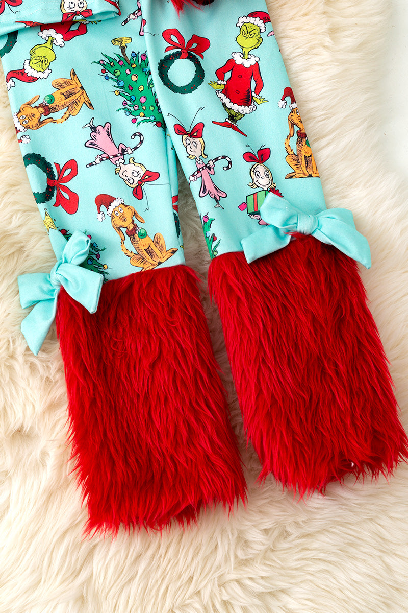 Christmas character 2 piece set on pink with red fur.