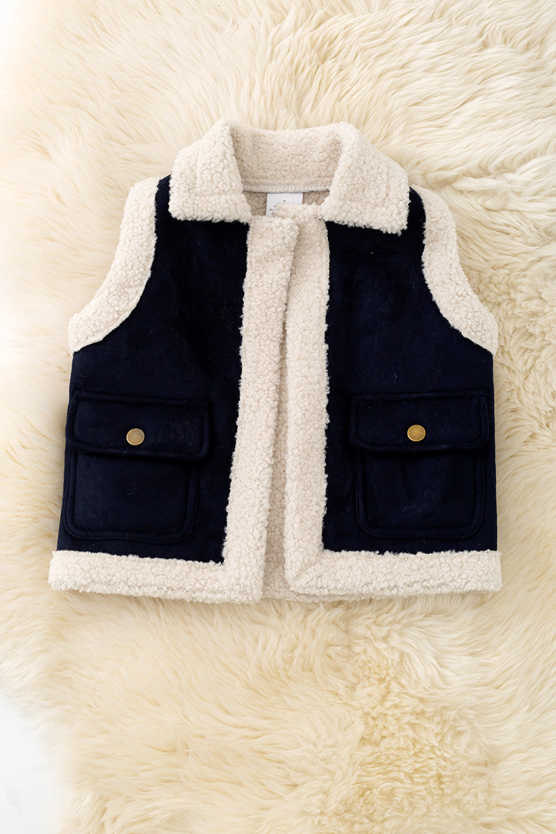 Navy blue faux suede and sherpa vest. TPG60371 -S-