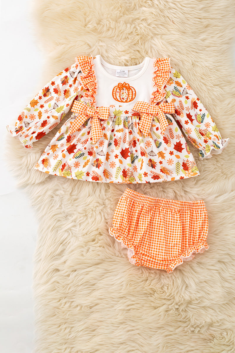 Fall multi printed girls baby tunic and baby bloomers w/ front bows. RPG62350 -M-