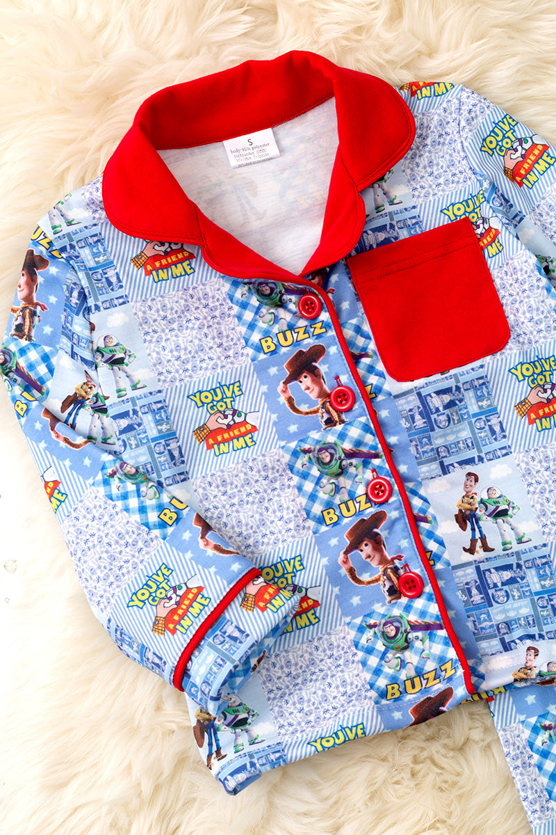 Character printed boys pajamas.