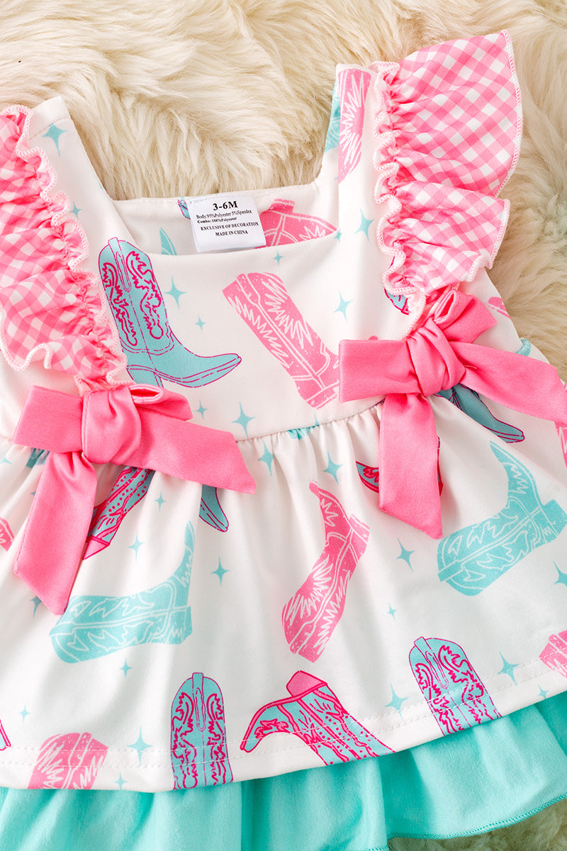 Cowgirl boot printed baby tunic and shorts. RPG52129