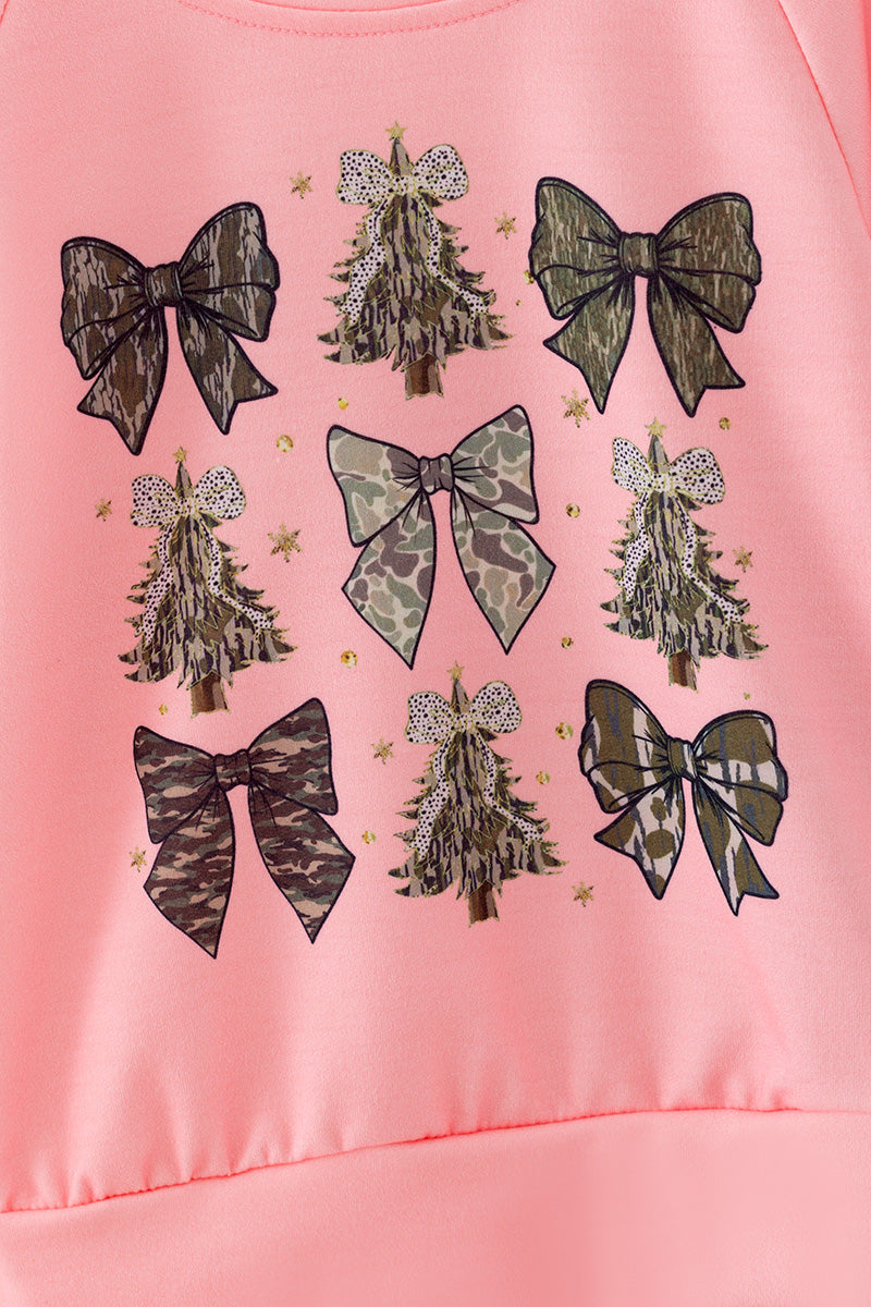 Camouflage Christmas tree & bow printed sweatshirt & pants. OFG61876 MONSE