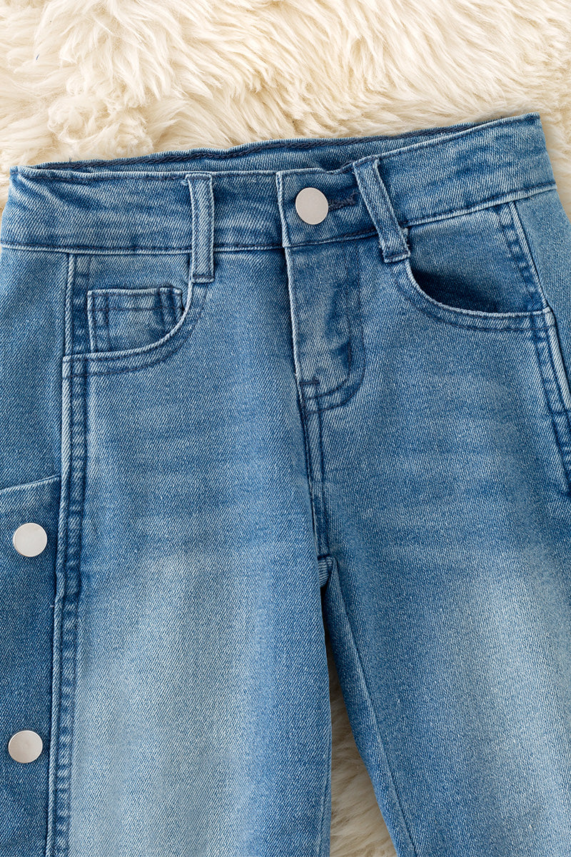 Side snap wide leg denim pants.