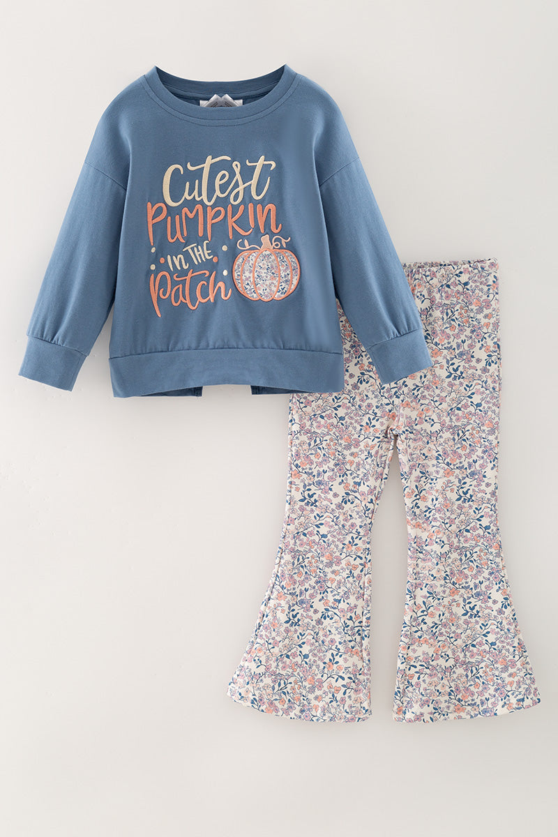 Cutest pumpkin in the patch. Blue top and floral bottoms. OFG62304 AMY