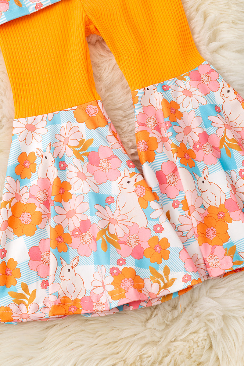 Easter bunny/ floral printed tunic and matching bell bottoms. OFG60145