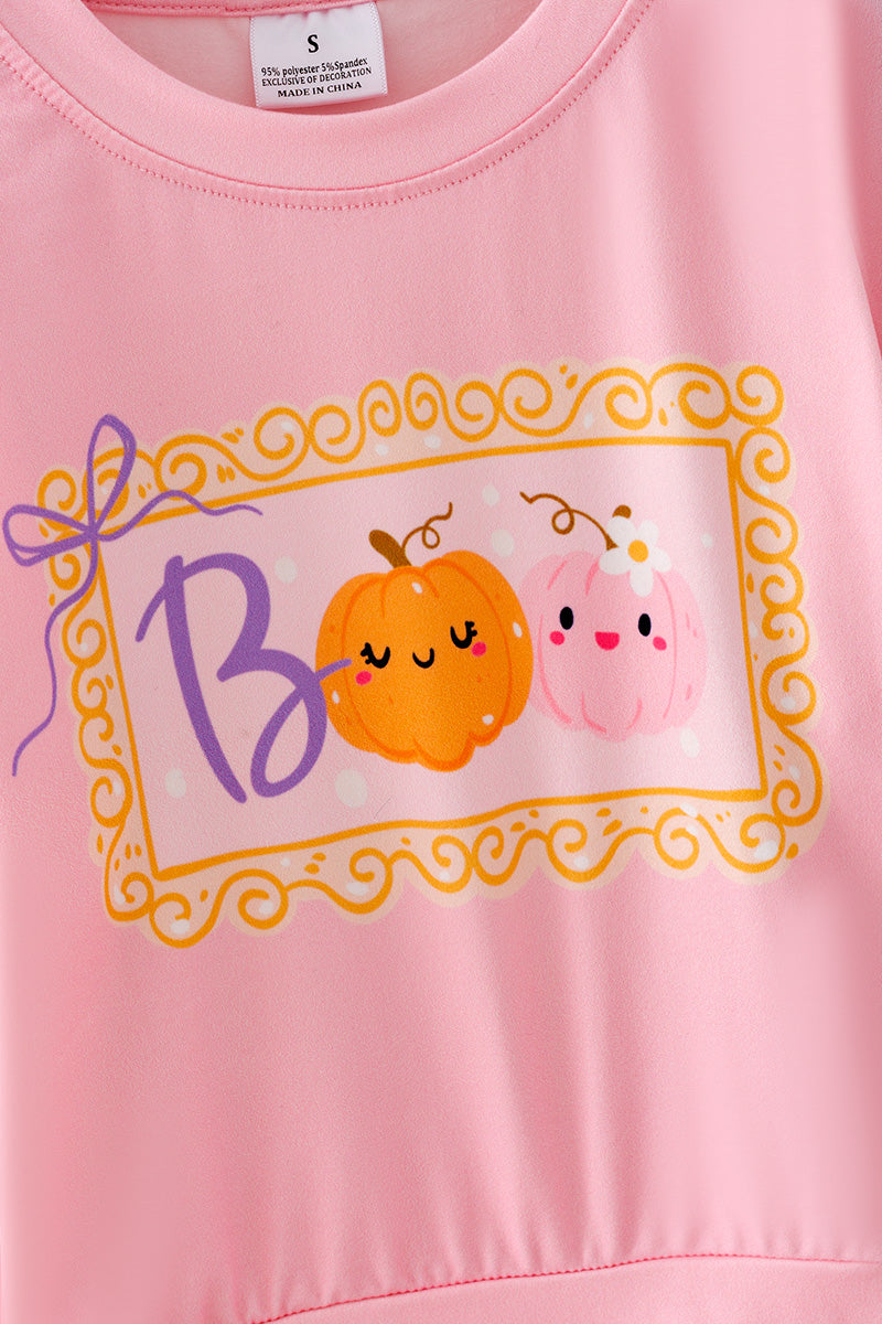 Boo" Pink Sweatshirt with checkered bell bottoms. OFG63143 MON