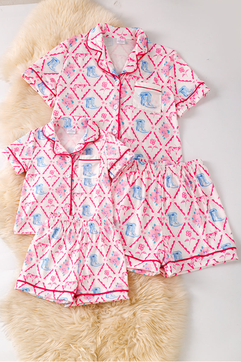 Girls cowgirl boot printed girls pajamas.