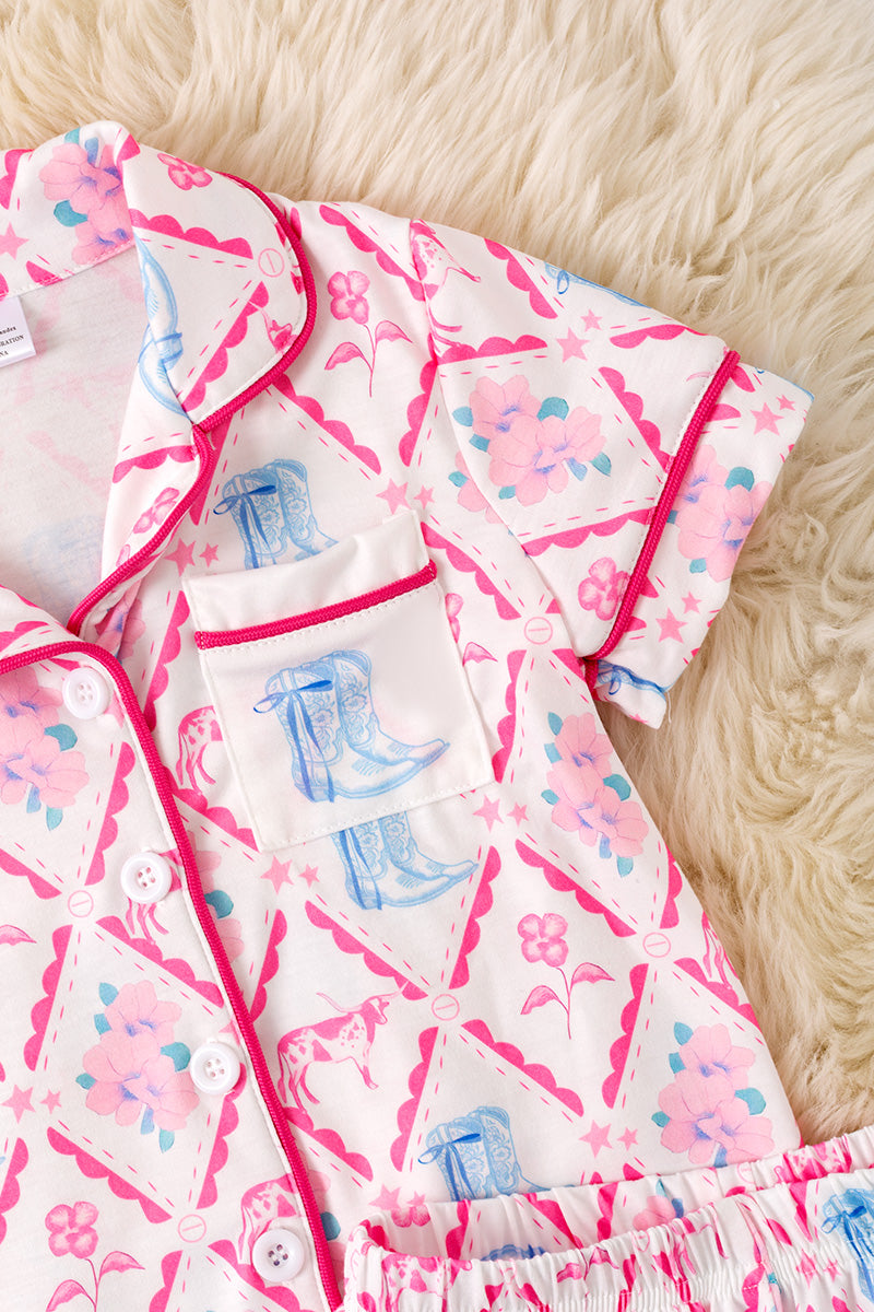 Girls cowgirl boot printed girls pajamas.