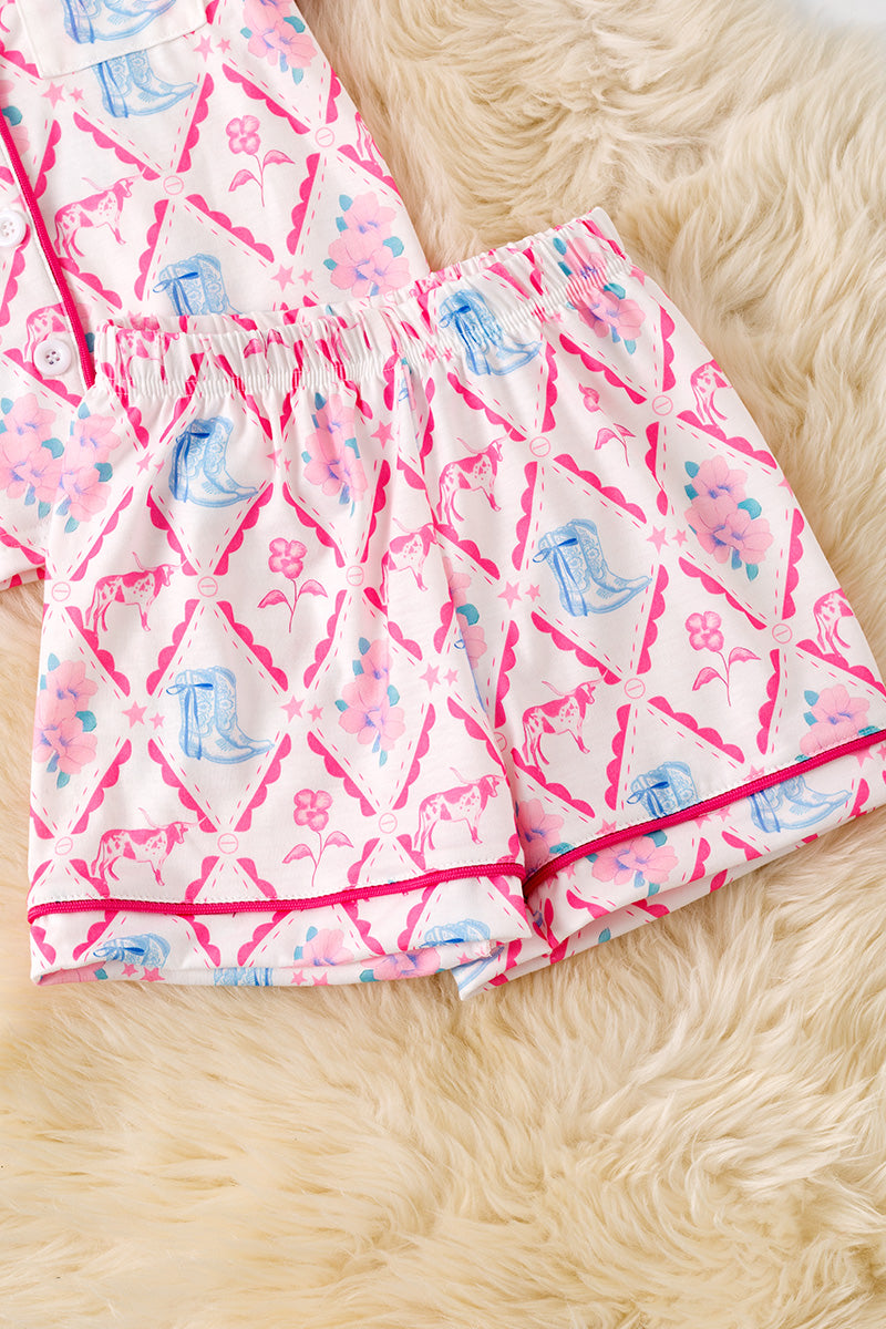 Girls cowgirl boot printed girls pajamas.