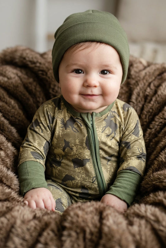 MOSS GREEN W/ WILD ANIMAL PRINTED BABY ROMPER. FOLD OVER HANDS & FOOTIE. LR0505-7-A