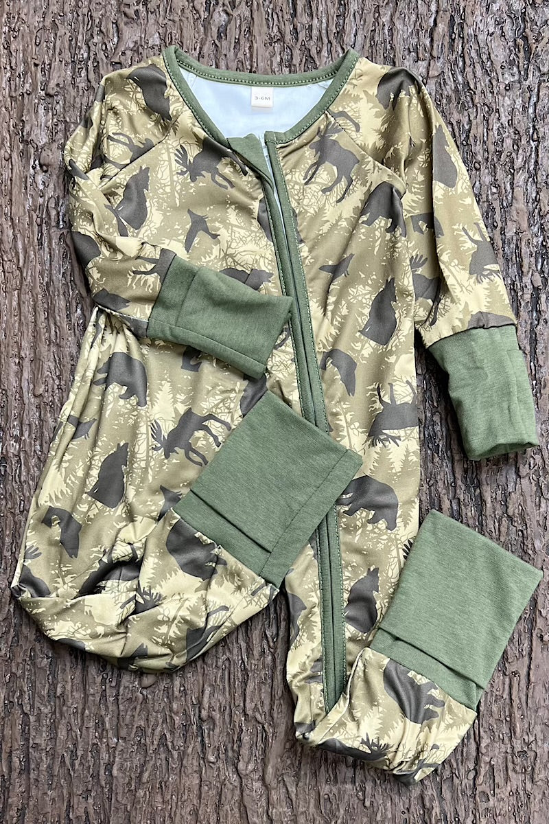 MOSS GREEN W/ WILD ANIMAL PRINTED BABY ROMPER. FOLD OVER HANDS & FOOTIE. LR0505-7-A