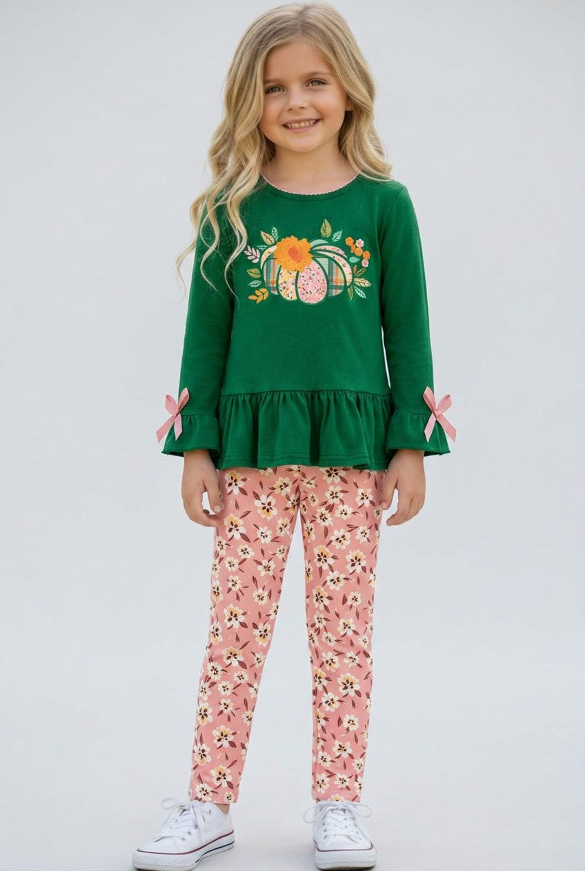 Dark green ruffle sleeve top and floral leggings. OFG61951 S-