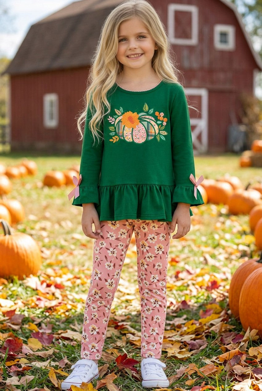 Dark green ruffle sleeve top and floral leggings. OFG61951 S-