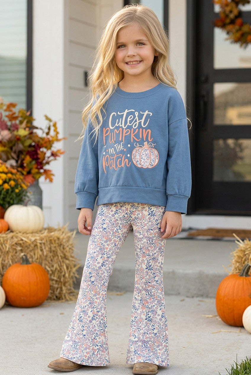 Cutest pumpkin in the patch. Blue top and floral bottoms. OFG62304 AMY