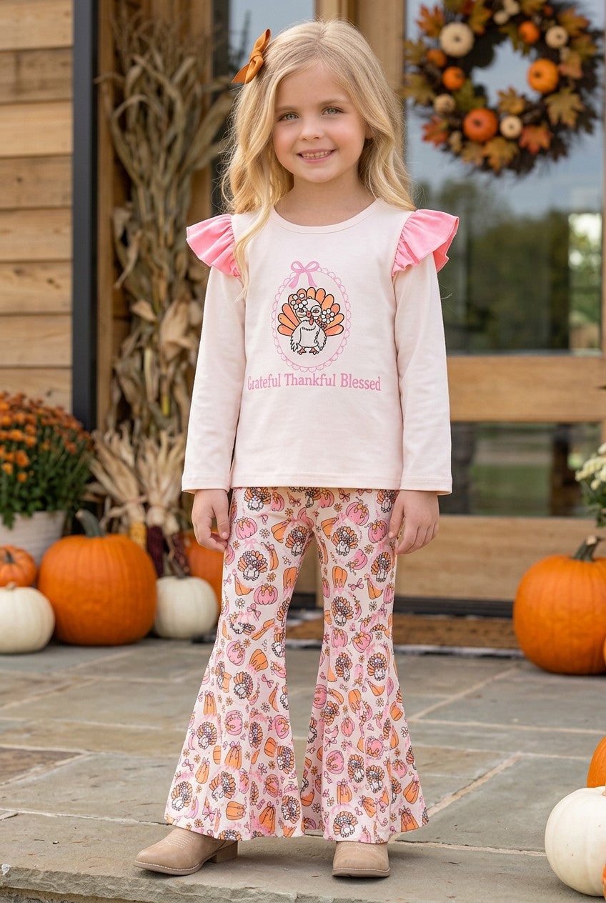 "Grateful thankful Blessed" Cream turkey printed top and multi printed bottoms. OFG63146 AMY