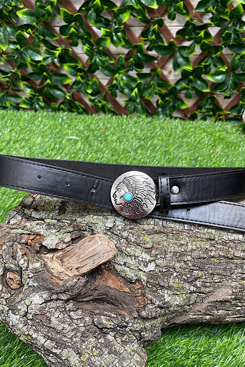 BLACK BELT WITH HEADDRESS BUCKLE. 29" LONG. ACG251522098