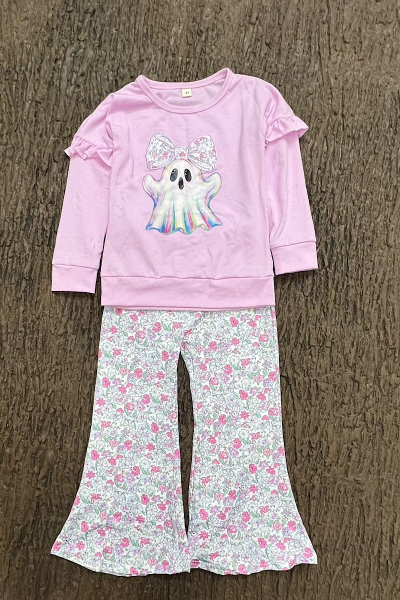 Ghost printed on lilac sweatshirt and floral pants.GLP0505-16-MON