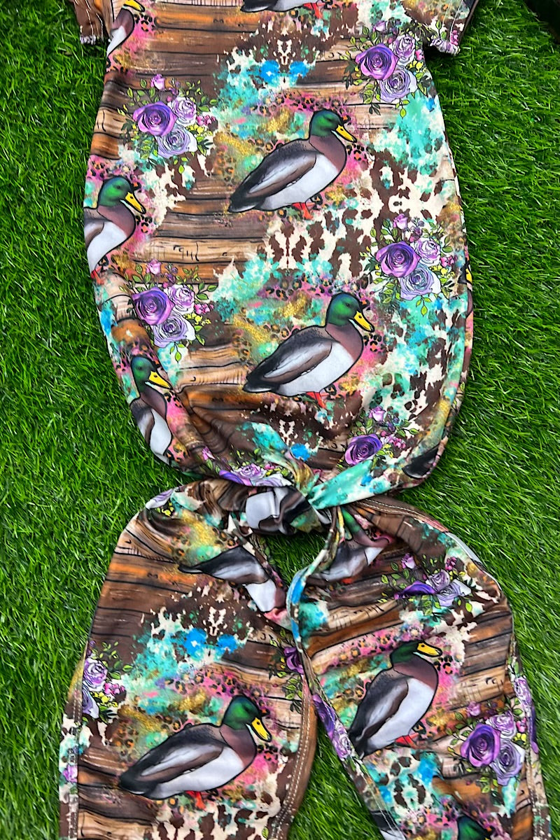 DUCK PRINTED BABY GOWN. TT-20424