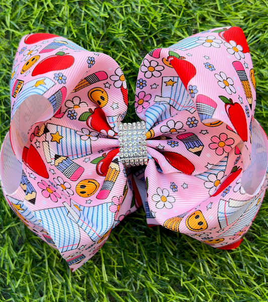 Paper, floral, emoji & apple printed hairbow. BW-DSG-5136