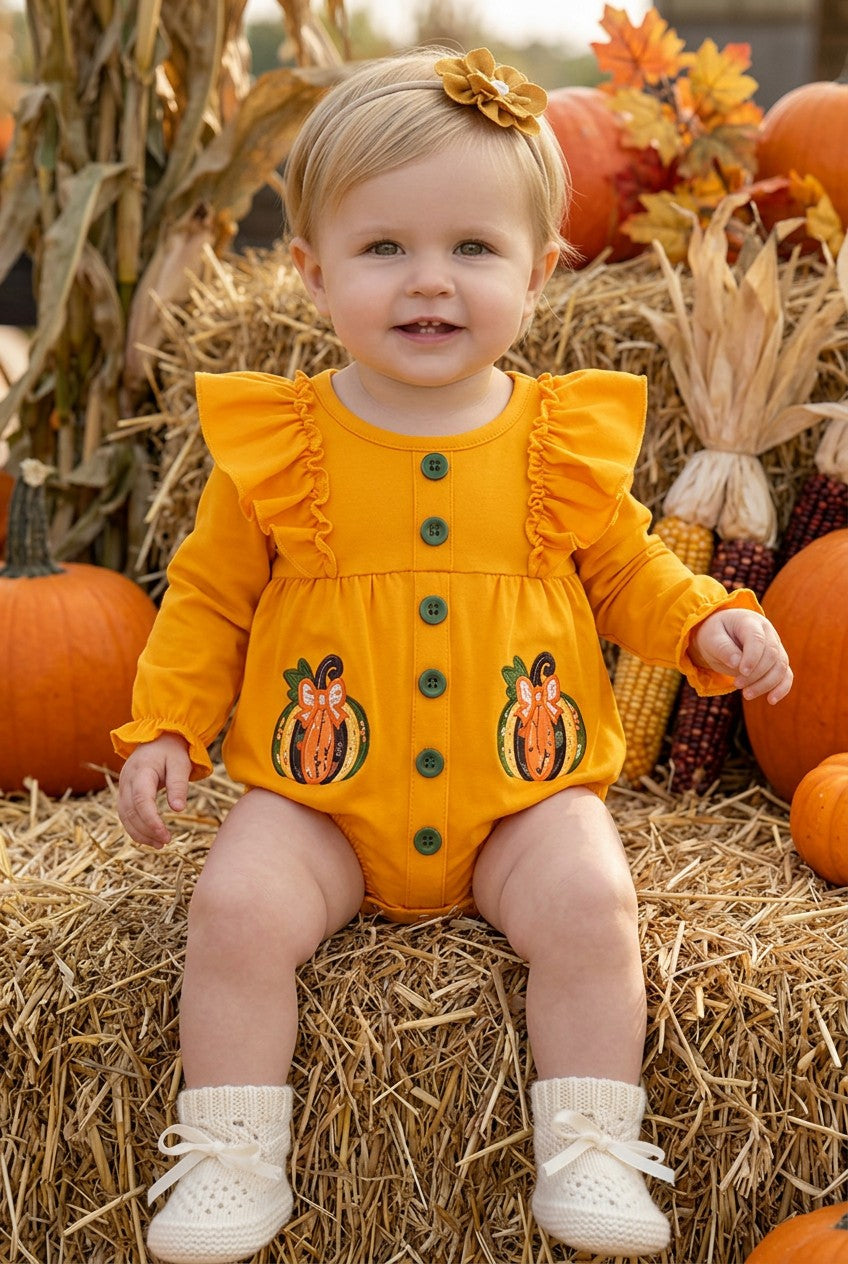 Pumpkin applique baby bodysuit with snaps. RPG61911 AMY