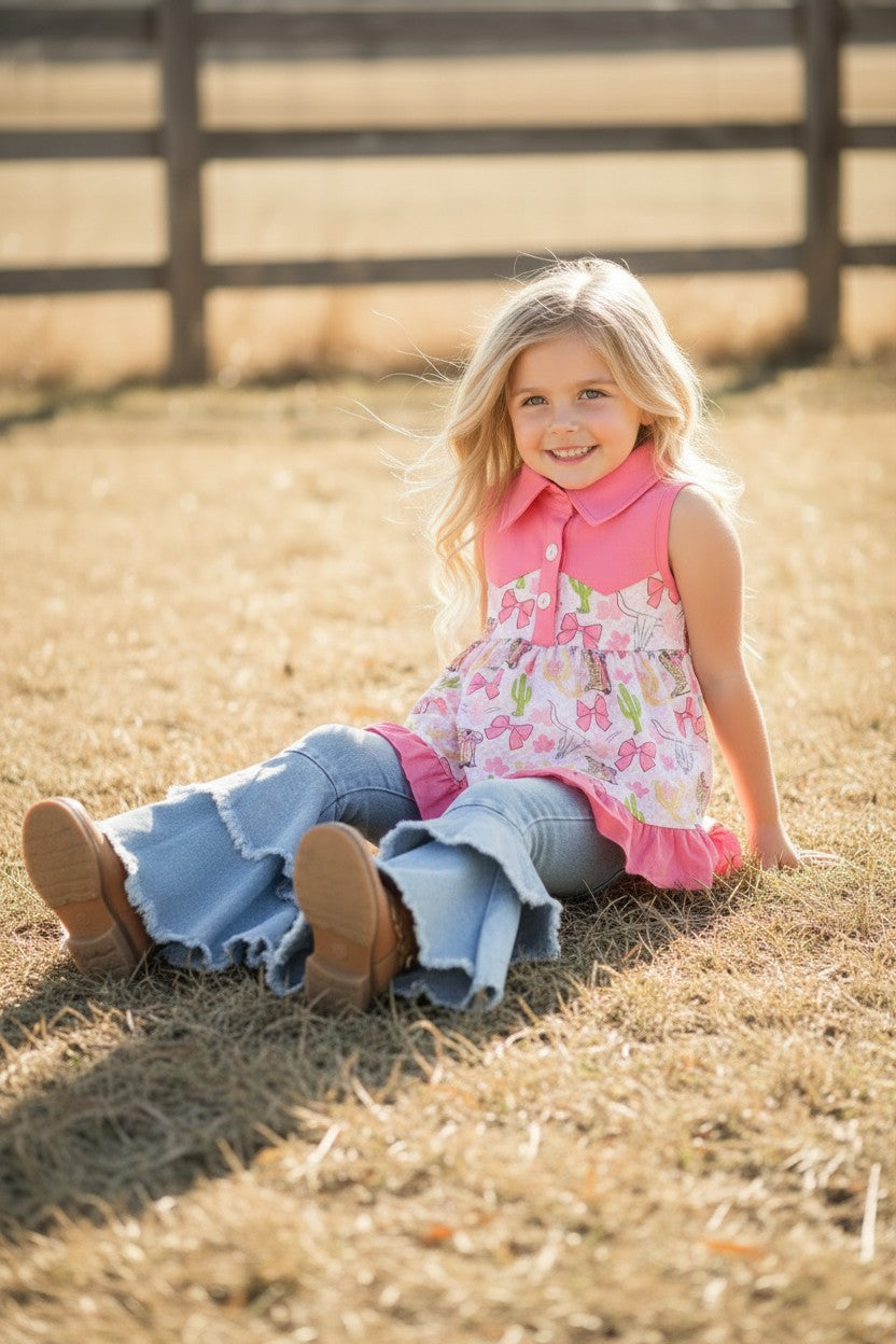 Cowgirl boot, cactus & checker printed tunic. TPG60473 -S-