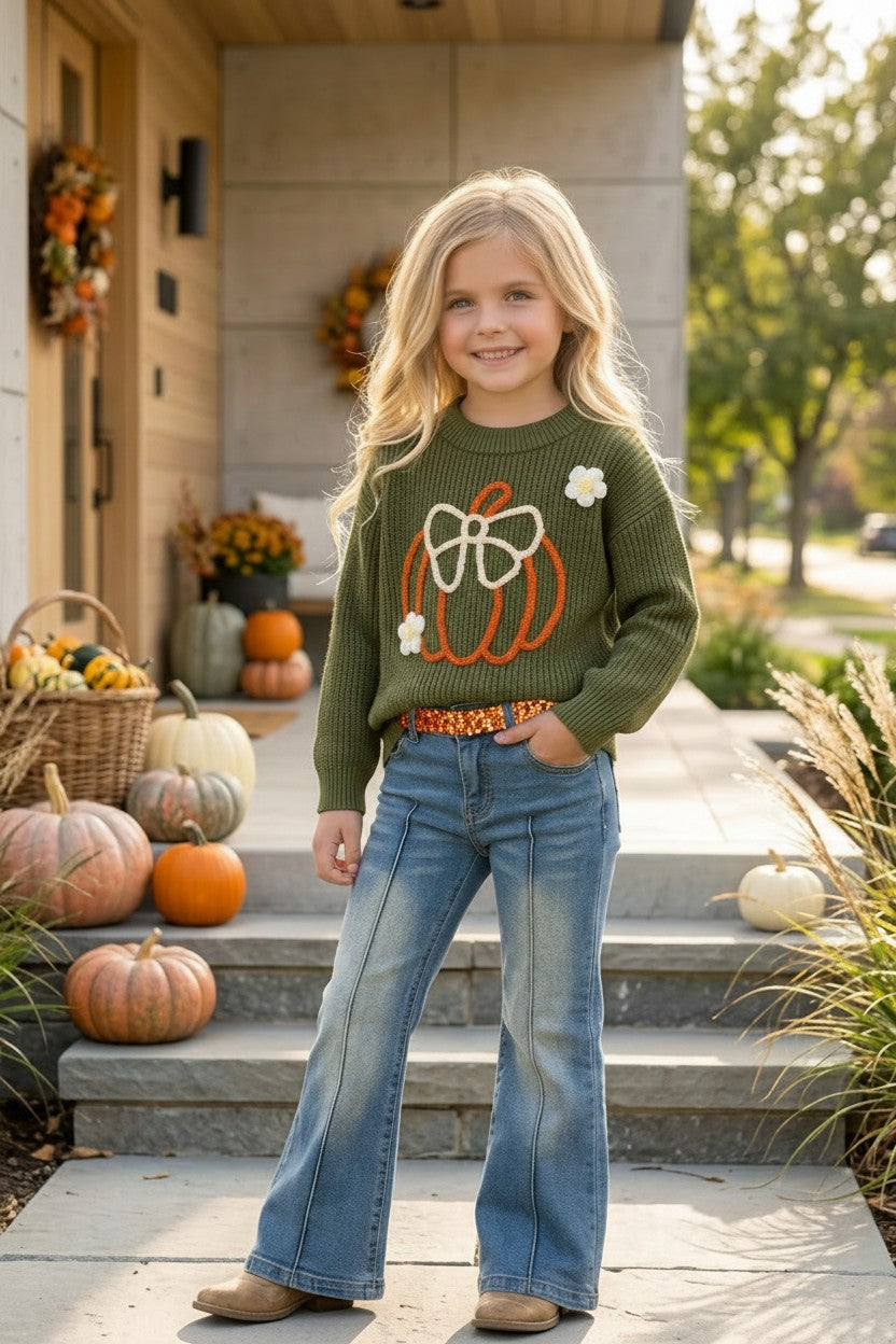 Olive green knit sweater w/ pumpkin embroidered. TPG60576 -M-