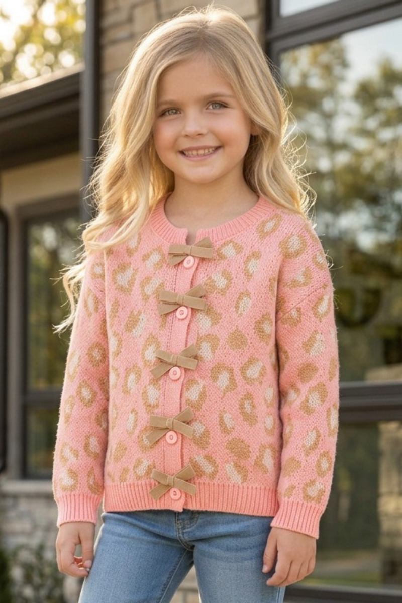 Coral animal print sweater w/front bows. TPG60522